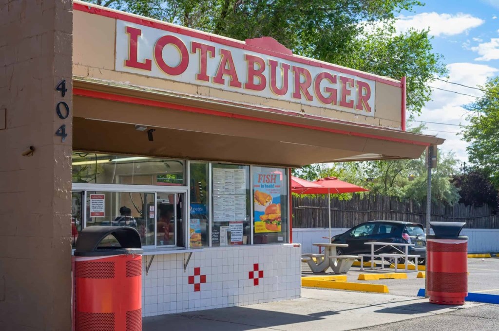 Blake's Lotaburger exterior